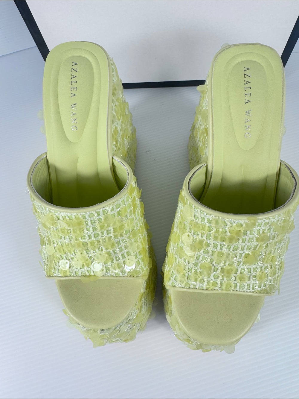Azalea Wang Betsey Yellow Sequin Platform Wedge Sandals NIB - Picture 4 of 9